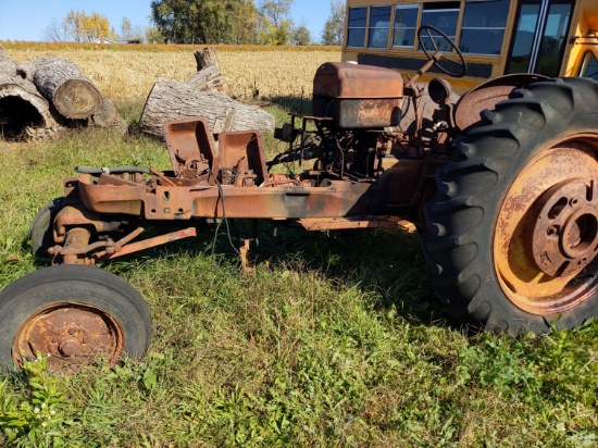 Parts 444 Massey tractor for parts