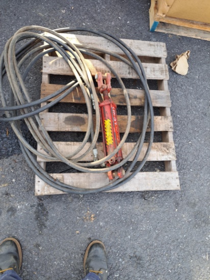 Hydraulic  hose & cylinder