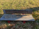 Fast hitch platform carrier
