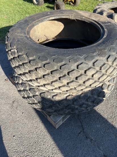 13.6X28 turf tires