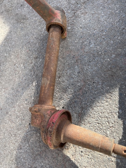 IH wide front spindle/steering arm
