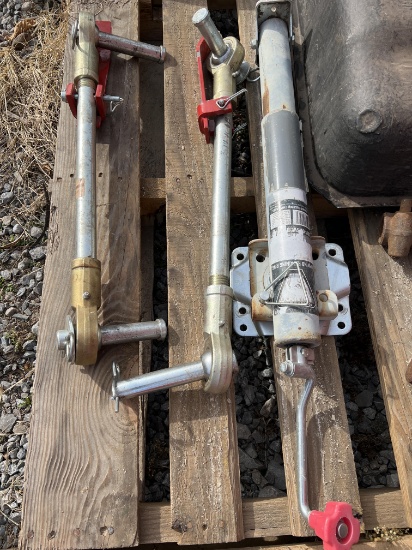 Trailer Jack and lift links