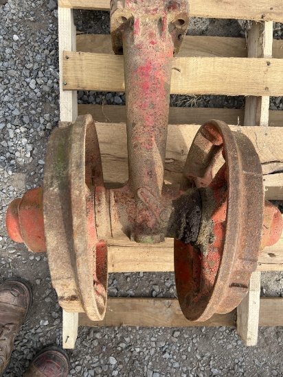 Farmall M narrow front post