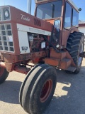 IH 1566 tractor