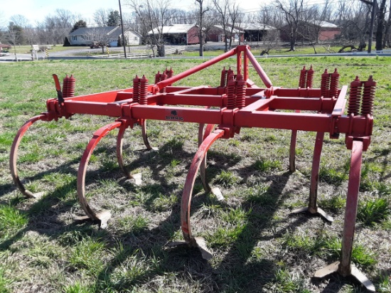 Bush hog 10 shrink chisel plow