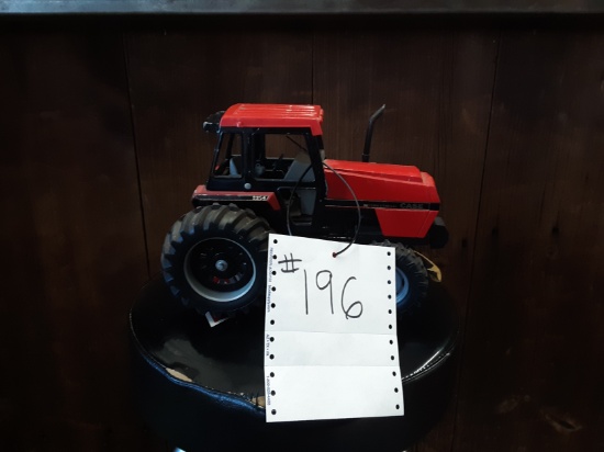 1/16 scale 3294 Case IH toy tractor