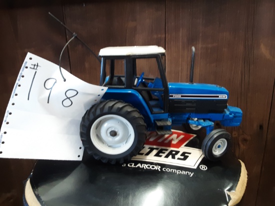 1/16 scale 8240 Ford toy tractor