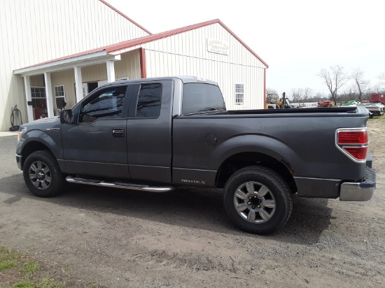 2010 Ford F-150 4x4 w/ TITLE