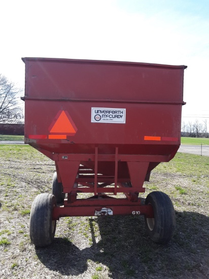 Unverferth gravity wagon 300 bushels Nice