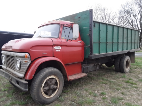 1968 Ford 750 GAS grain truck w/ TITLE