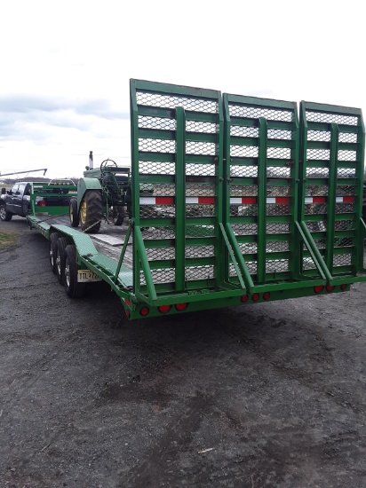 2015 40' x 102 PJ Trailer gooseneck w/ TITLE