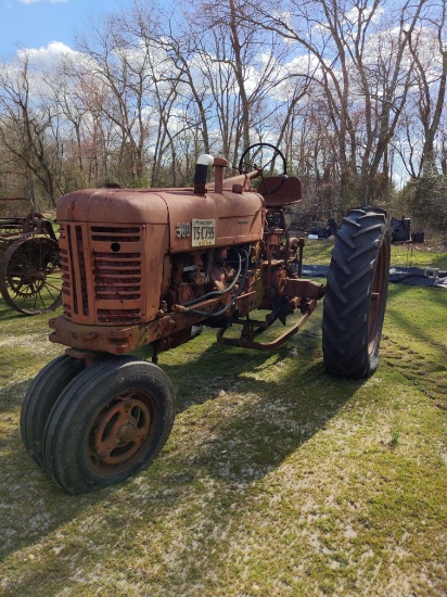 Farmall 300 tractor