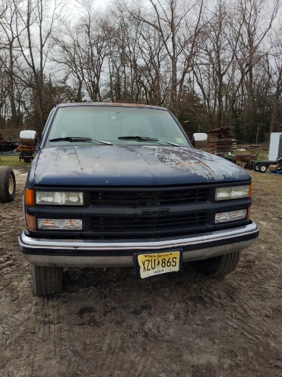 1994 Chevy 1500 truck/TITLE