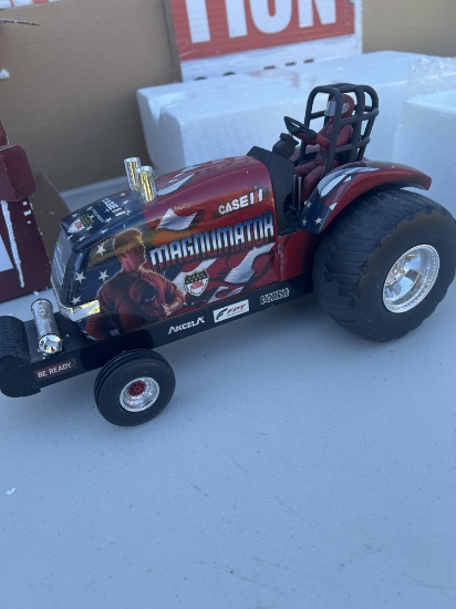 1/16 scale Magnum puller