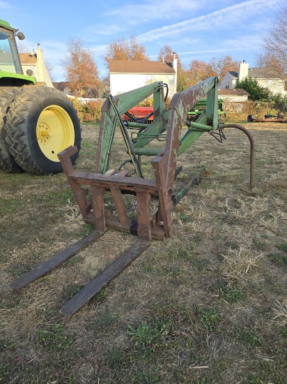 John Deere loader #48