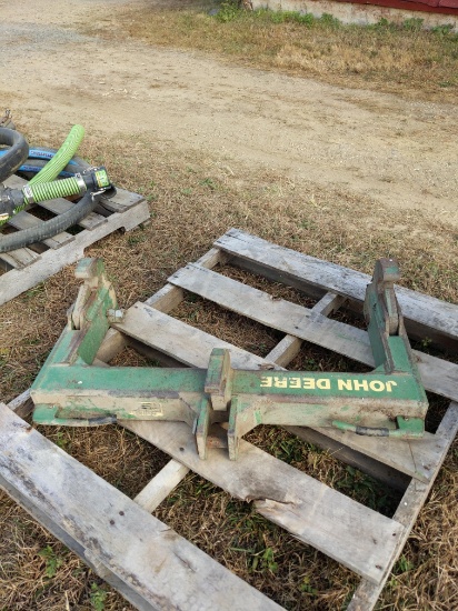 John Deere quick hitch