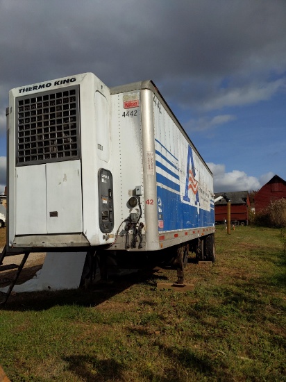 Enclosed trailer, insulated, E rails