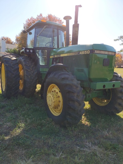 John Deere 4650 tractor