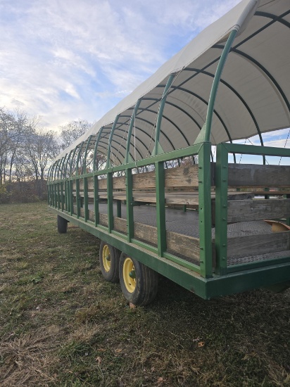 Hay ride wagon, stoltzfus running gear