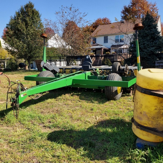 John Deere 7240,