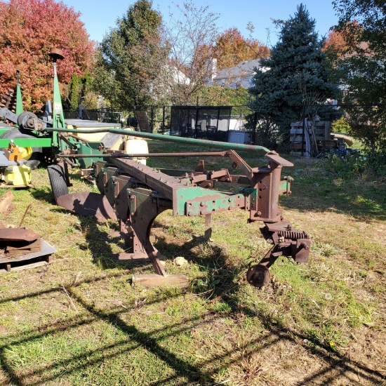 Oliver 4btm semi mount plow 565