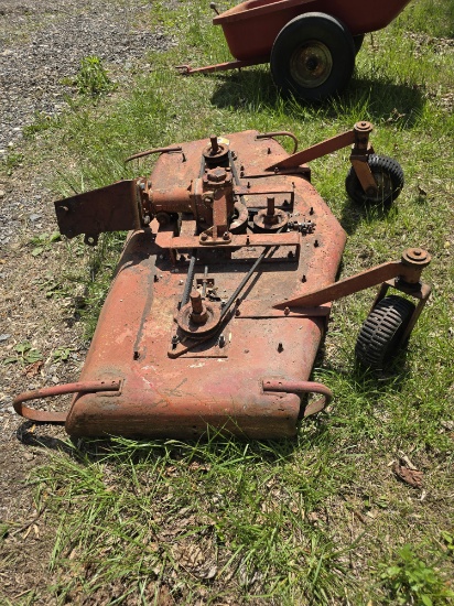 Gravely mower deck. 4'