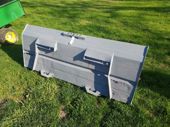70" quick attach skid steer bucket