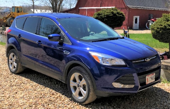 2015 Blue Ford Exscape SE Eco Boost AWD,
