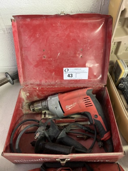 Milwaukee 1/2" hammer drill
