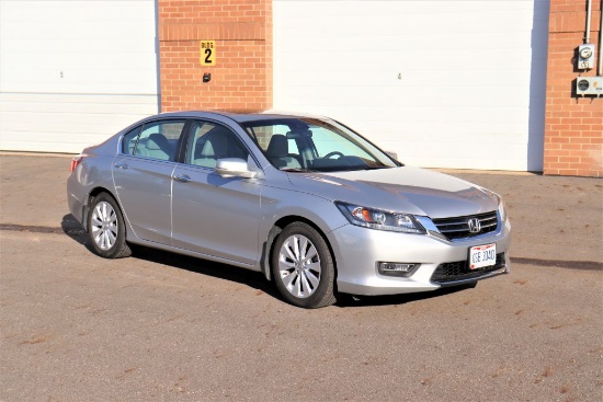 2013 Honda Accord, mileage 11,906