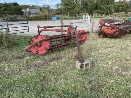 Massey Ferguson hay rake