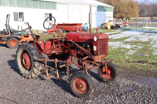 Farmall McCormick Cub