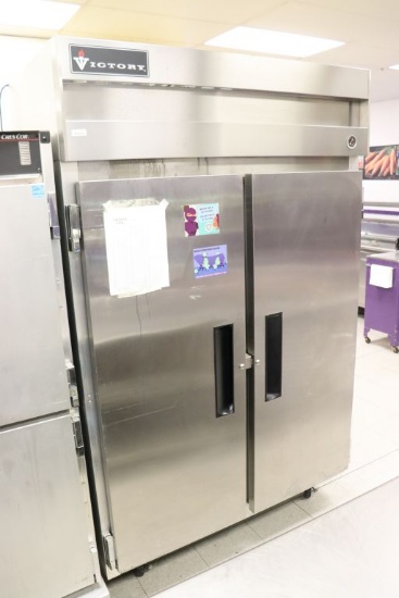 Victory 2 door reach in refrigerator,