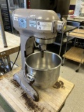 Hobart 20 quart mixer with bowl, whisk & paddle