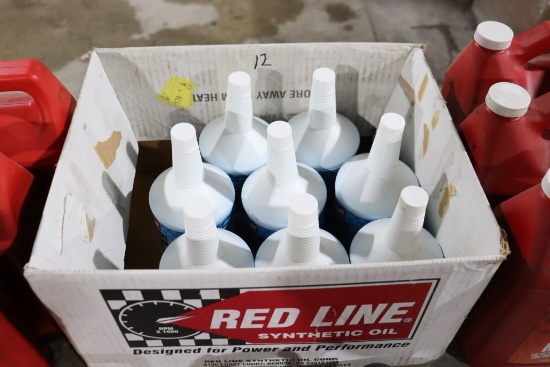 (8) Red Line lightweight shockproof gear oil quarts