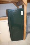 Stack- On locking metal cabinet (no key)