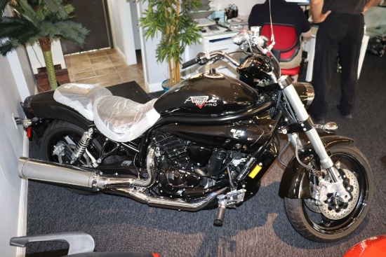 2015 Hyosung Aquila Pro-650