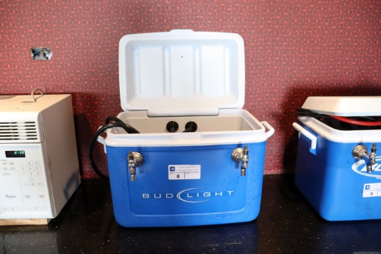 Bud Light Cooler Keg Dispenser (restaurant)