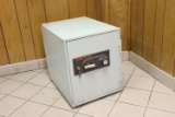 Fire Fyter safe, with key, no combo