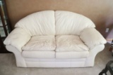 Loveseat (main)