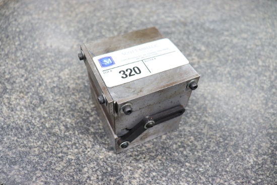 Magnetic square base
