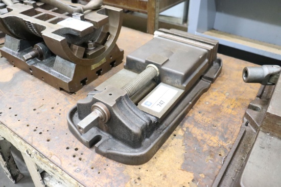 L.W Chuck Precision machine vice