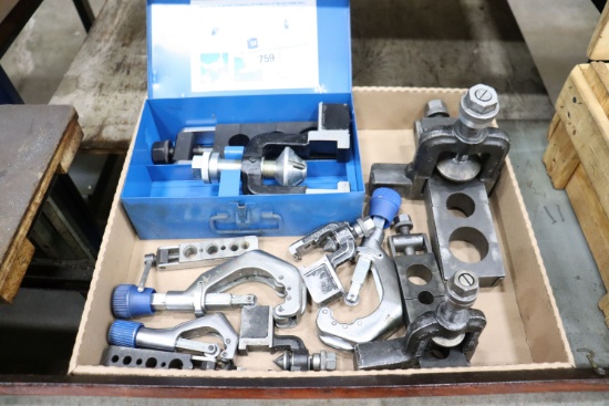 Assortment of flaring tools & tubing cutters