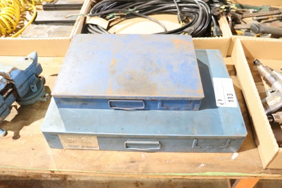 Assortment of machine screws & nut containers