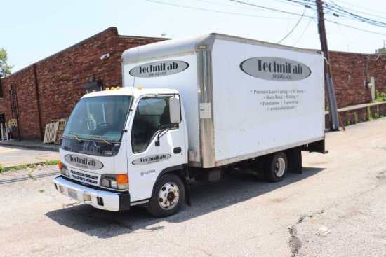 1995  Isuzu NPR box truck, miles - 154,337