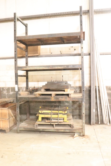 Mold Rack with molds