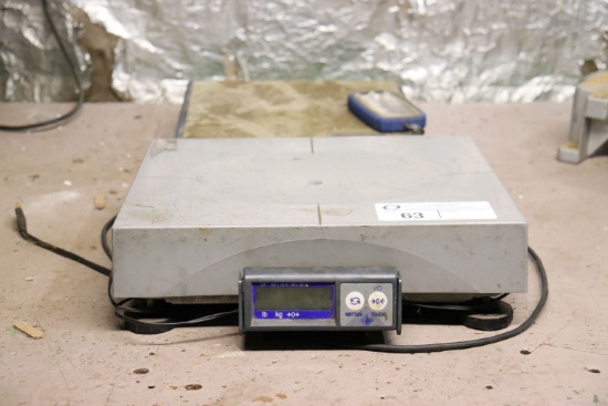 Toledo Mettler digital scale