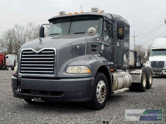 2007 MACK CXN613 TANDEM AXLE TRUCK TRACTOR