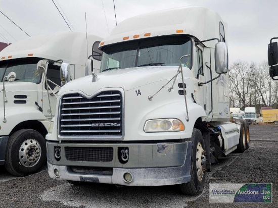 2011 MACK CXU613 TANDEM AXLE TRUCK TRACTOR