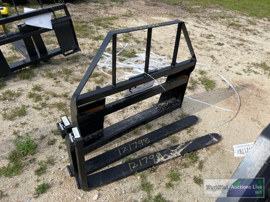 NEW/UNUSED AGT-INDUSTRIAL SAll100 SKID STEER PALLET FORKS ATTACHMENT